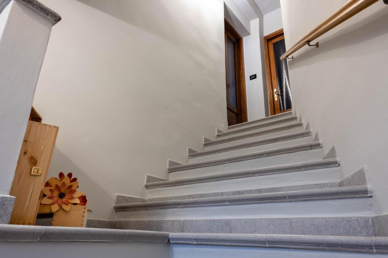 Alla Torre - Nel Cuore Del Borgo Storico Castagnole delle Lanze Esterno foto